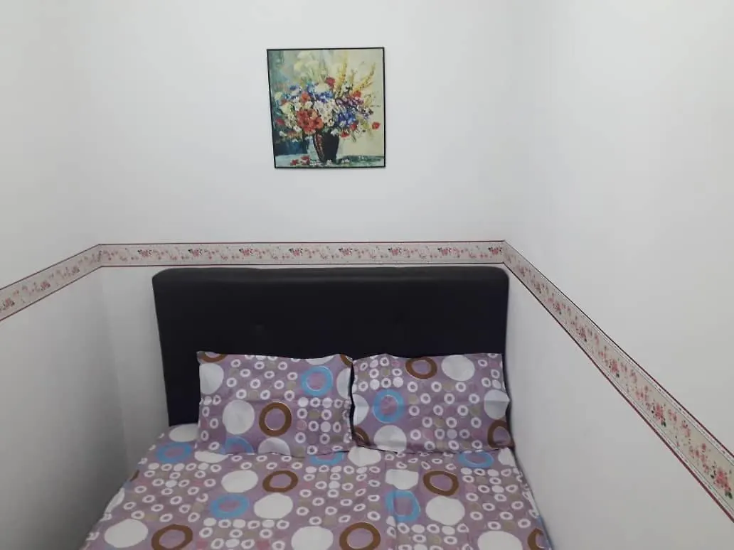 Kapslový hotel My Homie Rooms Permaisuri Lrt Salak Selatan